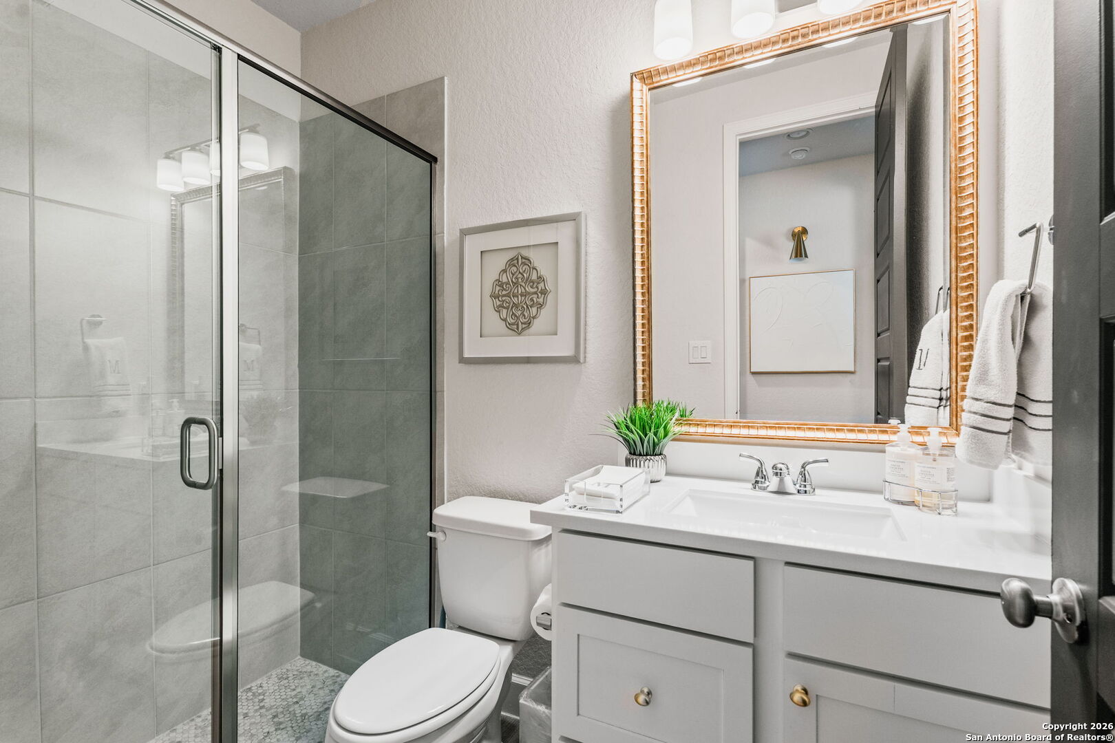 303 Navarro Boerne TX 78006
