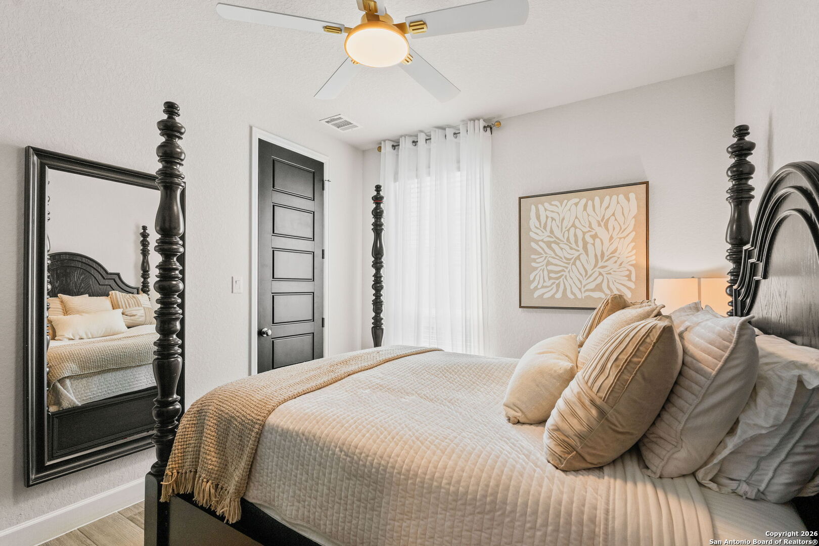303 Navarro Boerne TX 78006