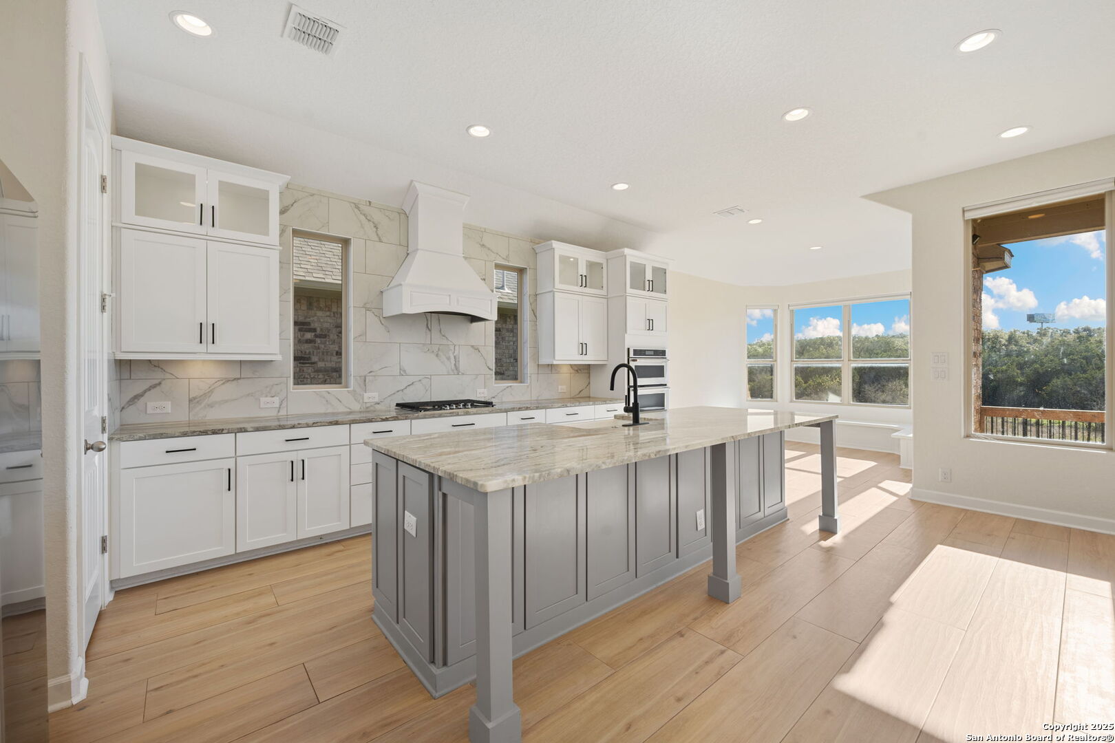 1146 Honey Creek New Braunfels TX 78132