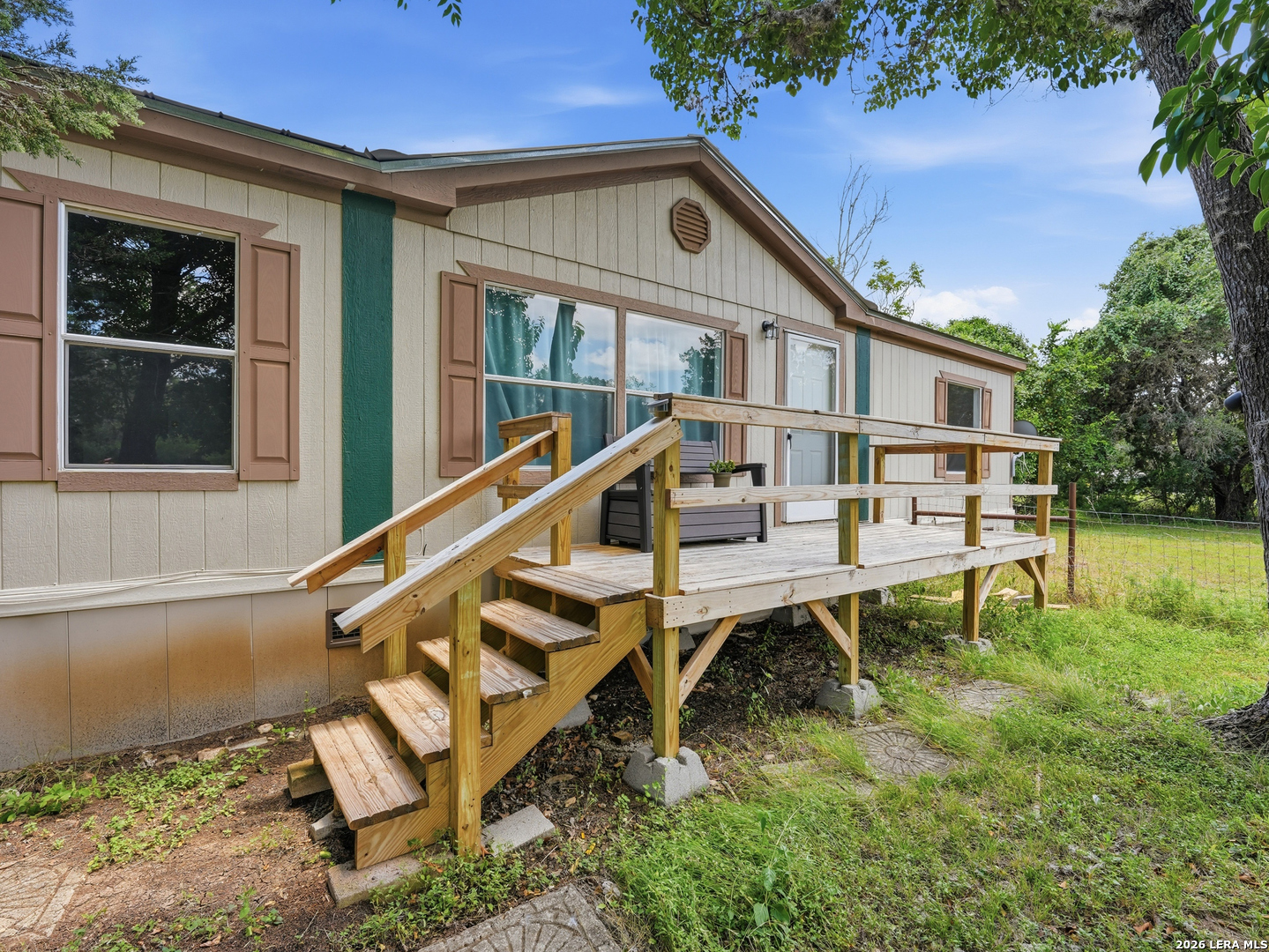 718 Oak Drive Bandera TX 78003