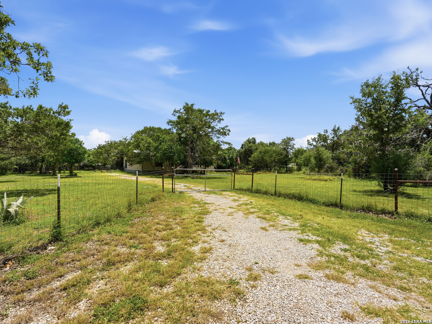 718 Oak Drive Bandera TX 78003
