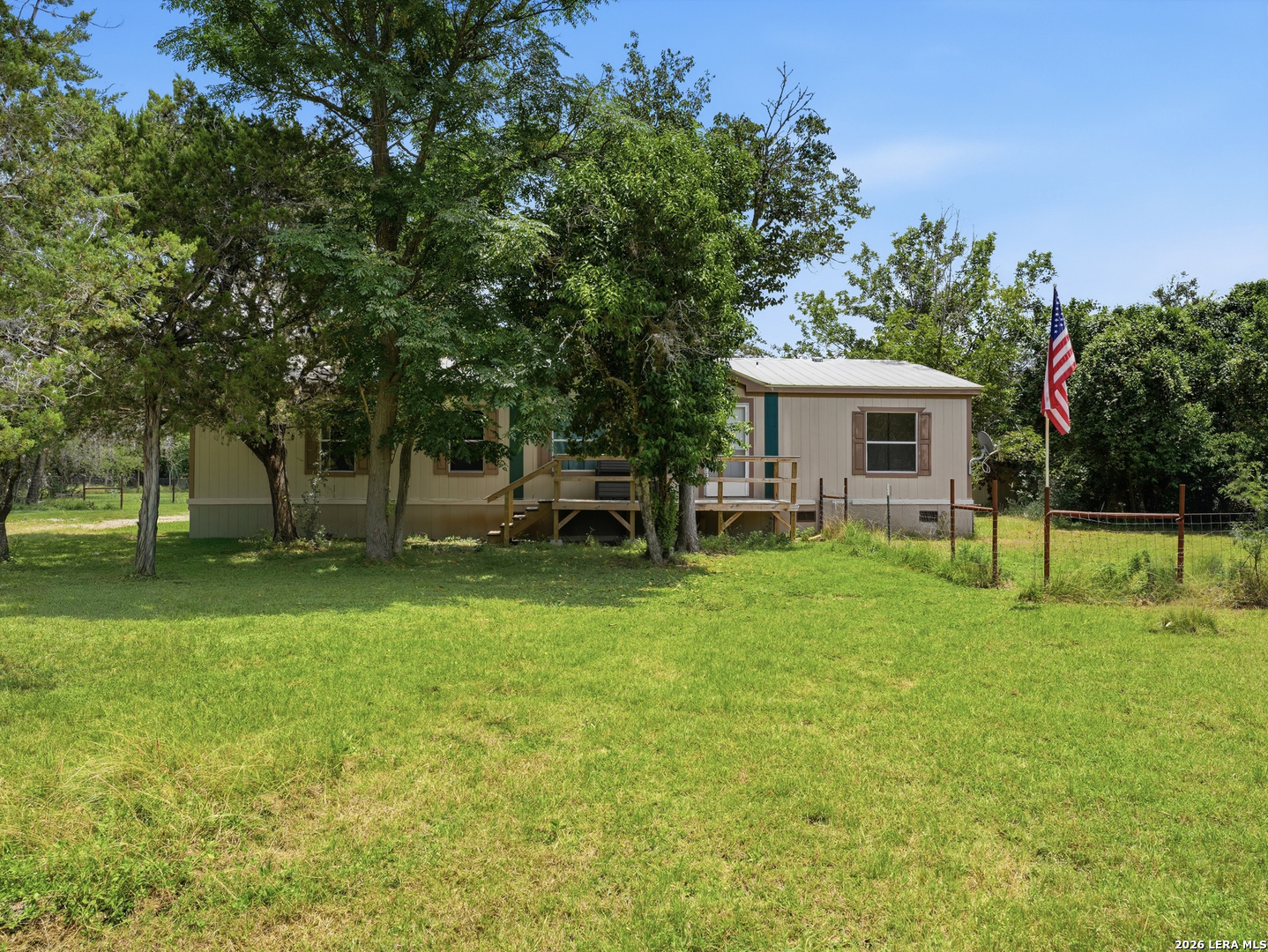 718 Oak Drive Bandera TX 78003