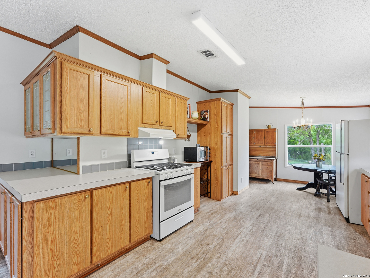 718 Oak Drive Bandera TX 78003