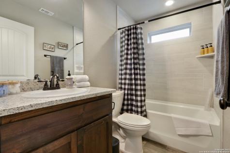 652 Canyon Bend Canyon Lake TX 78133