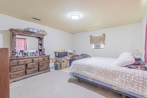 10805 Hollowell Road Atascosa TX 78002