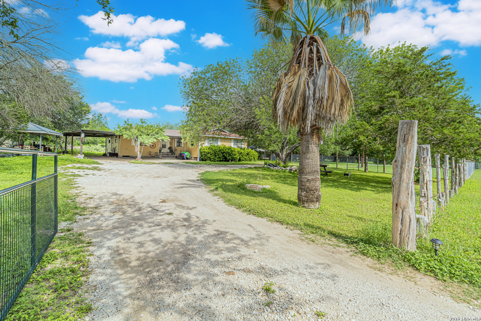 10805 Hollowell Road Atascosa TX 78002