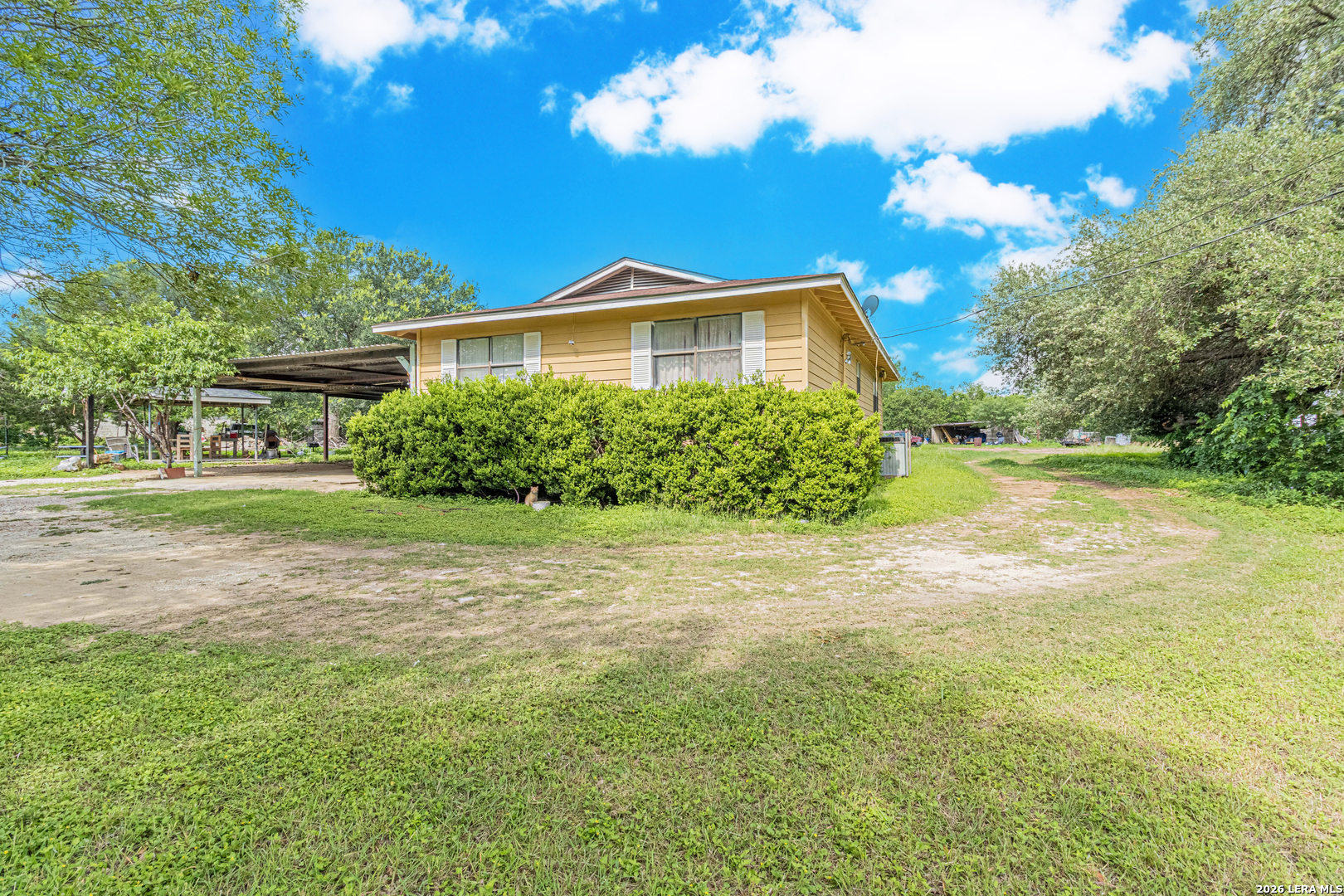 10805 Hollowell Road Atascosa TX 78002