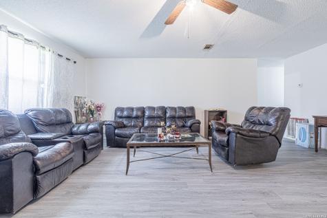 10805 Hollowell Road Atascosa TX 78002