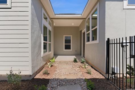 10149 N Heinichen San Antonio TX 78254