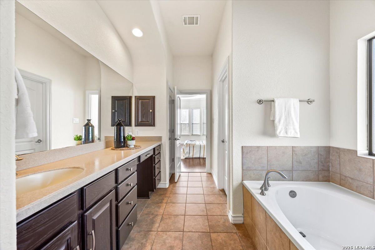 2703 Trinity View San Antonio TX 78261