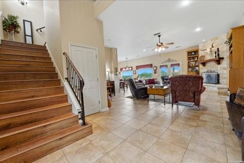 2522 Summit Drive New Braunfels TX 78132