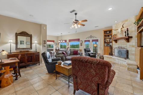 2522 Summit Drive New Braunfels TX 78132