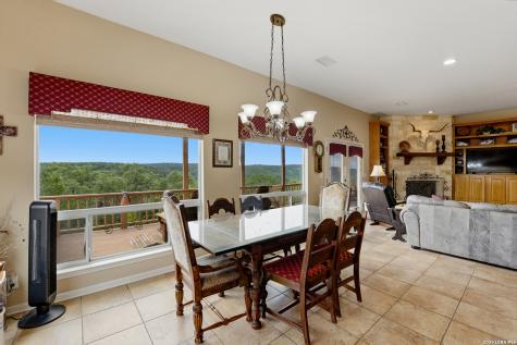 2522 Summit Drive New Braunfels TX 78132