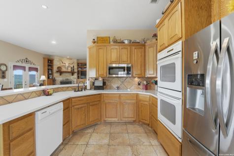 2522 Summit Drive New Braunfels TX 78132