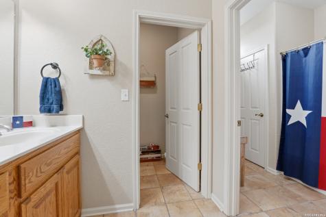 2522 Summit Drive New Braunfels TX 78132