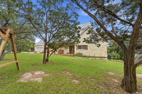 2522 Summit Drive New Braunfels TX 78132