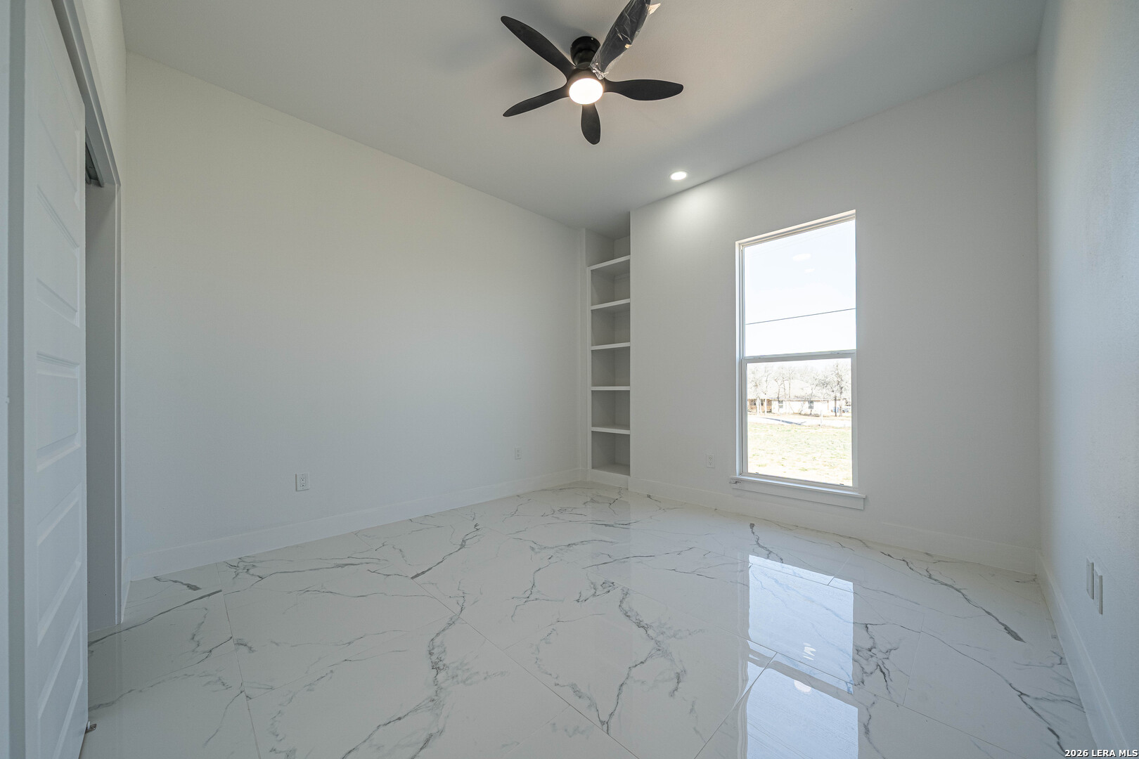 999 County Road 319 La Vernia TX 78121
