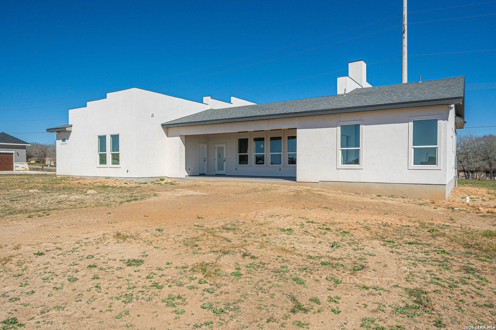999 County Road 319 La Vernia TX 78121