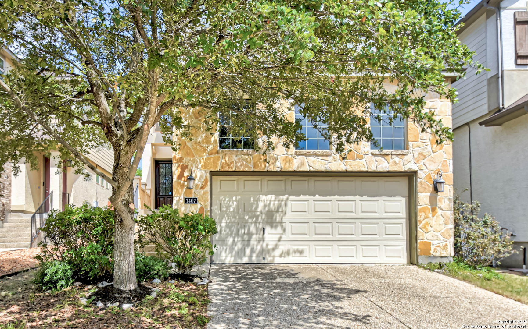1407 Nicholas Manor San Antonio TX 78258