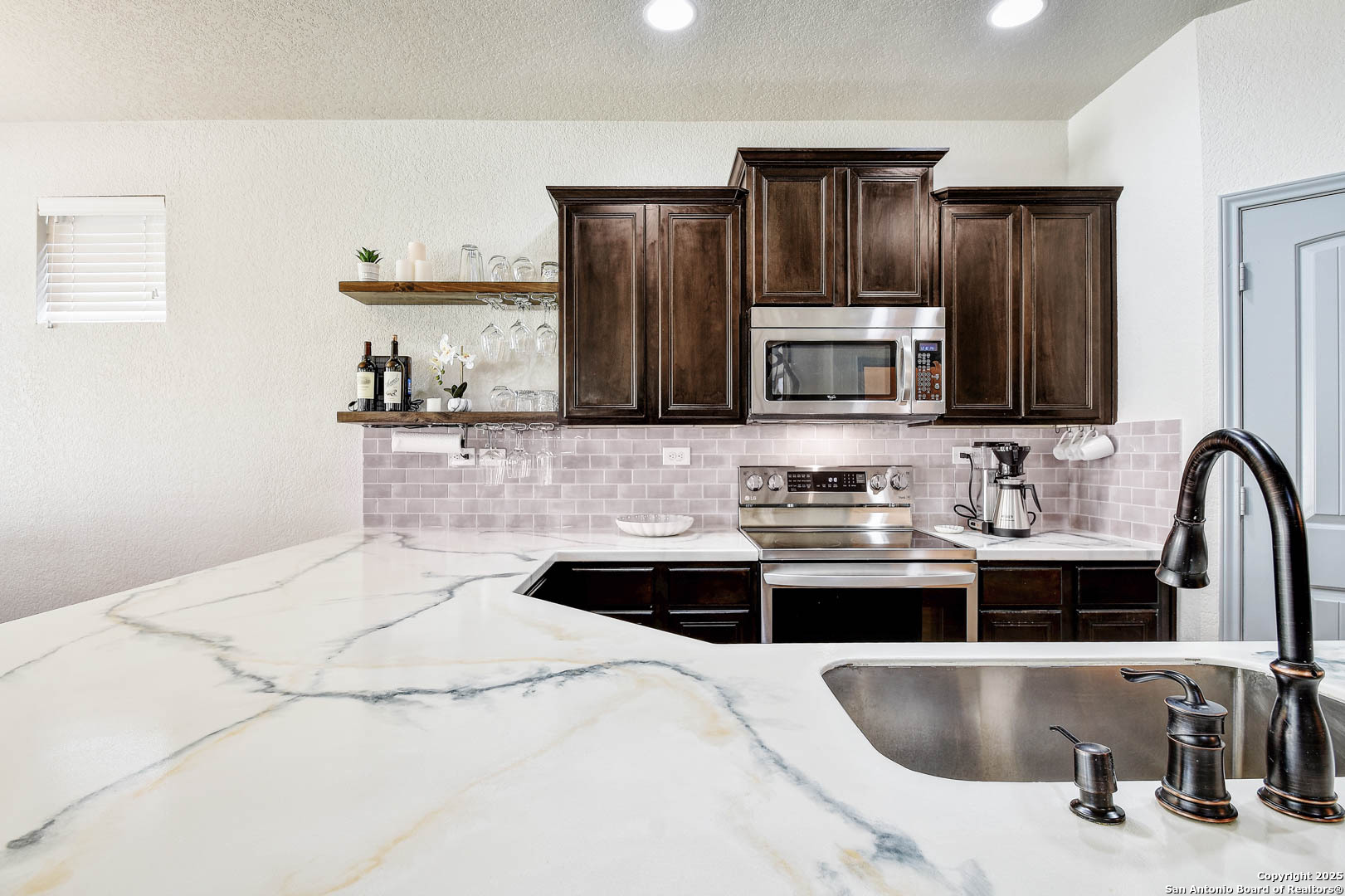1407 Nicholas Manor San Antonio TX 78258