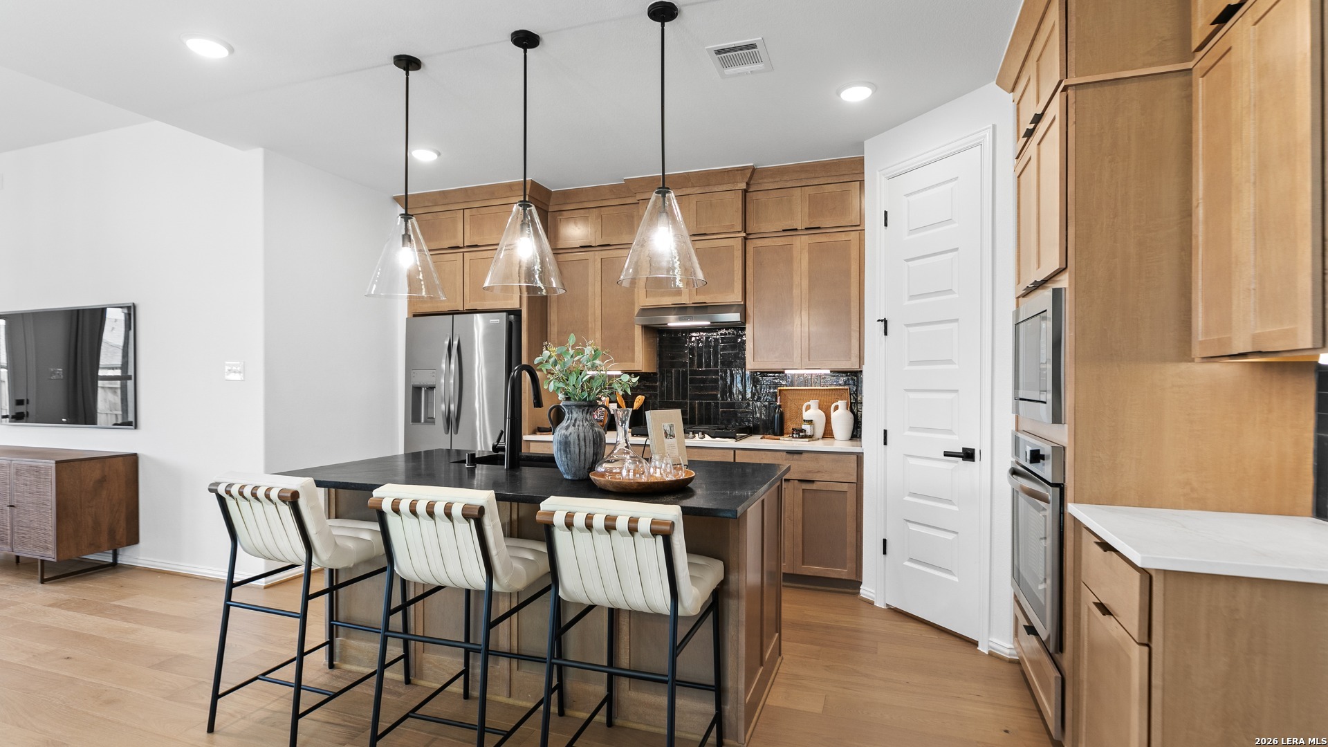 951 Creek Bed Drive New Braunfels TX 78130
