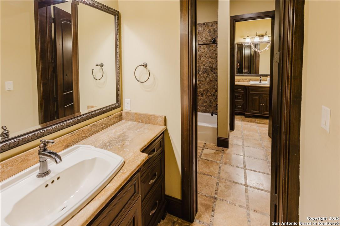 1024 Spanish New Braunfels TX 78132