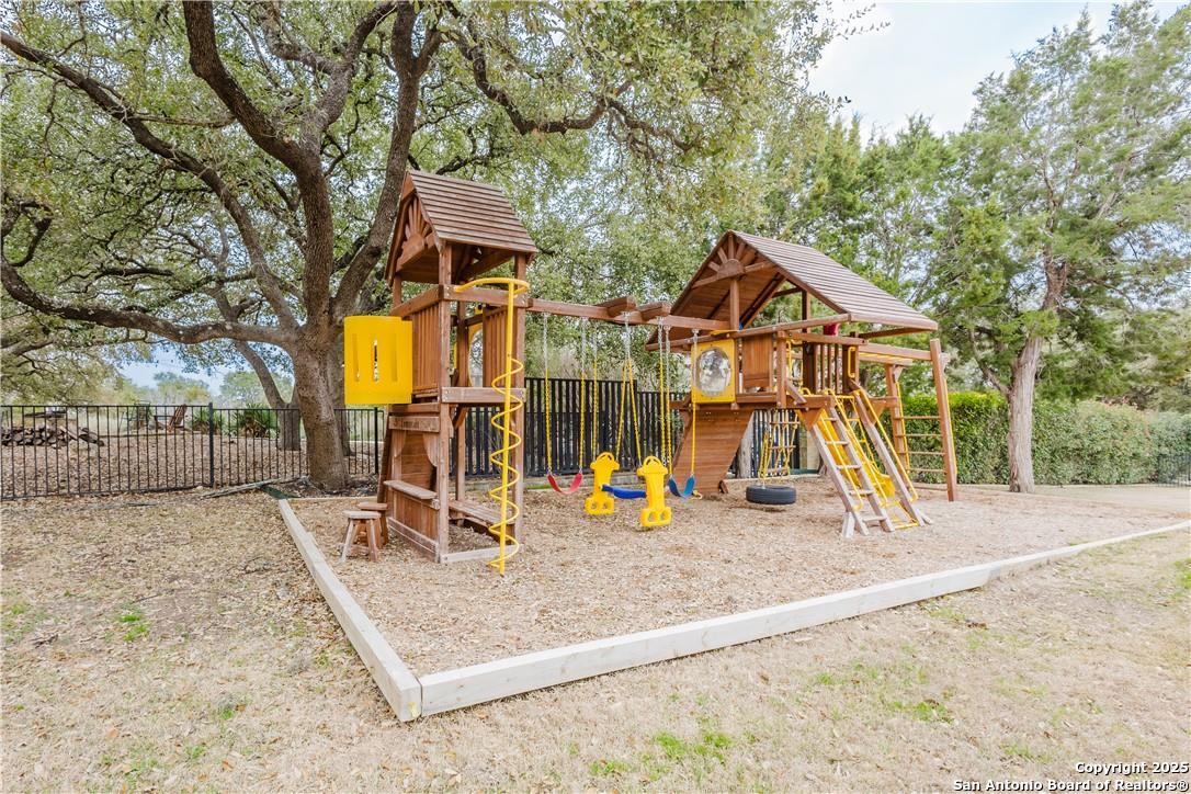 1024 Spanish New Braunfels TX 78132