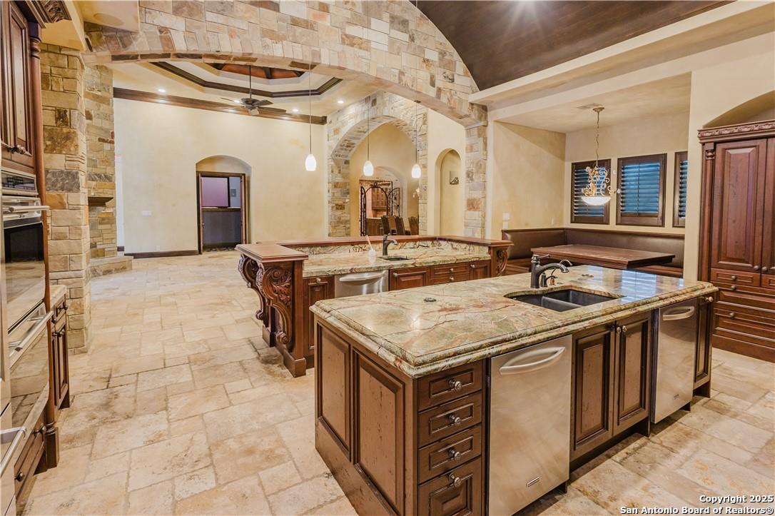 1024 Spanish New Braunfels TX 78132