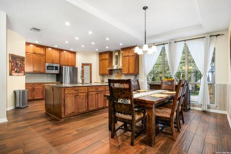 304 Forest Country Drive La Vernia TX 78121