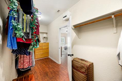 304 Forest Country Drive La Vernia TX 78121