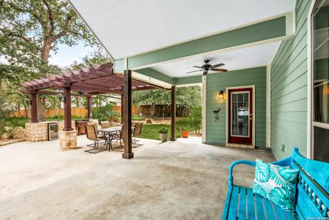 304 Forest Country Drive La Vernia TX 78121