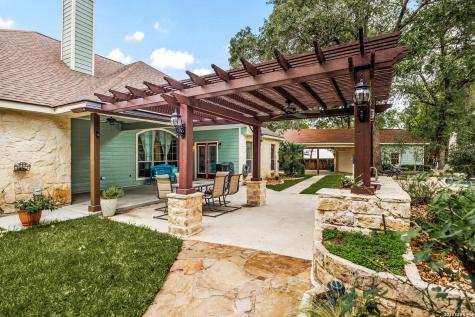 304 Forest Country Drive La Vernia TX 78121