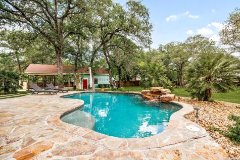 304 Forest Country Drive La Vernia TX 78121