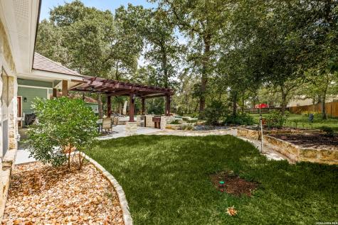 304 Forest Country Drive La Vernia TX 78121