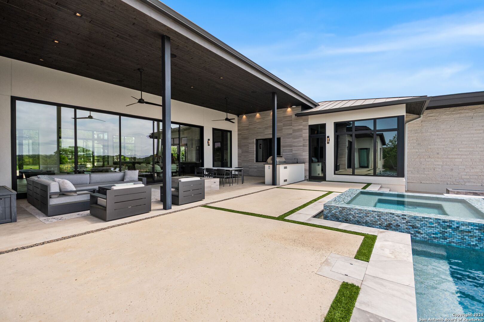 125 Monterey Trail Boerne TX 78006