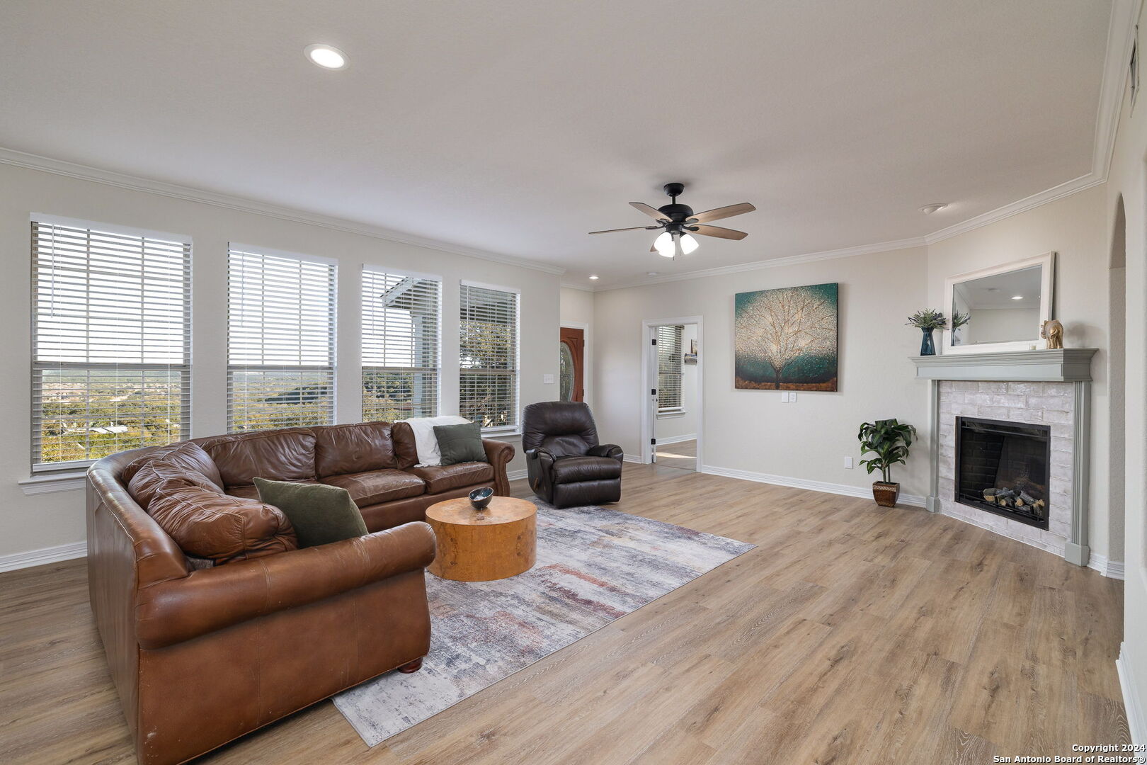 11229 Cave Creek Helotes TX 78023