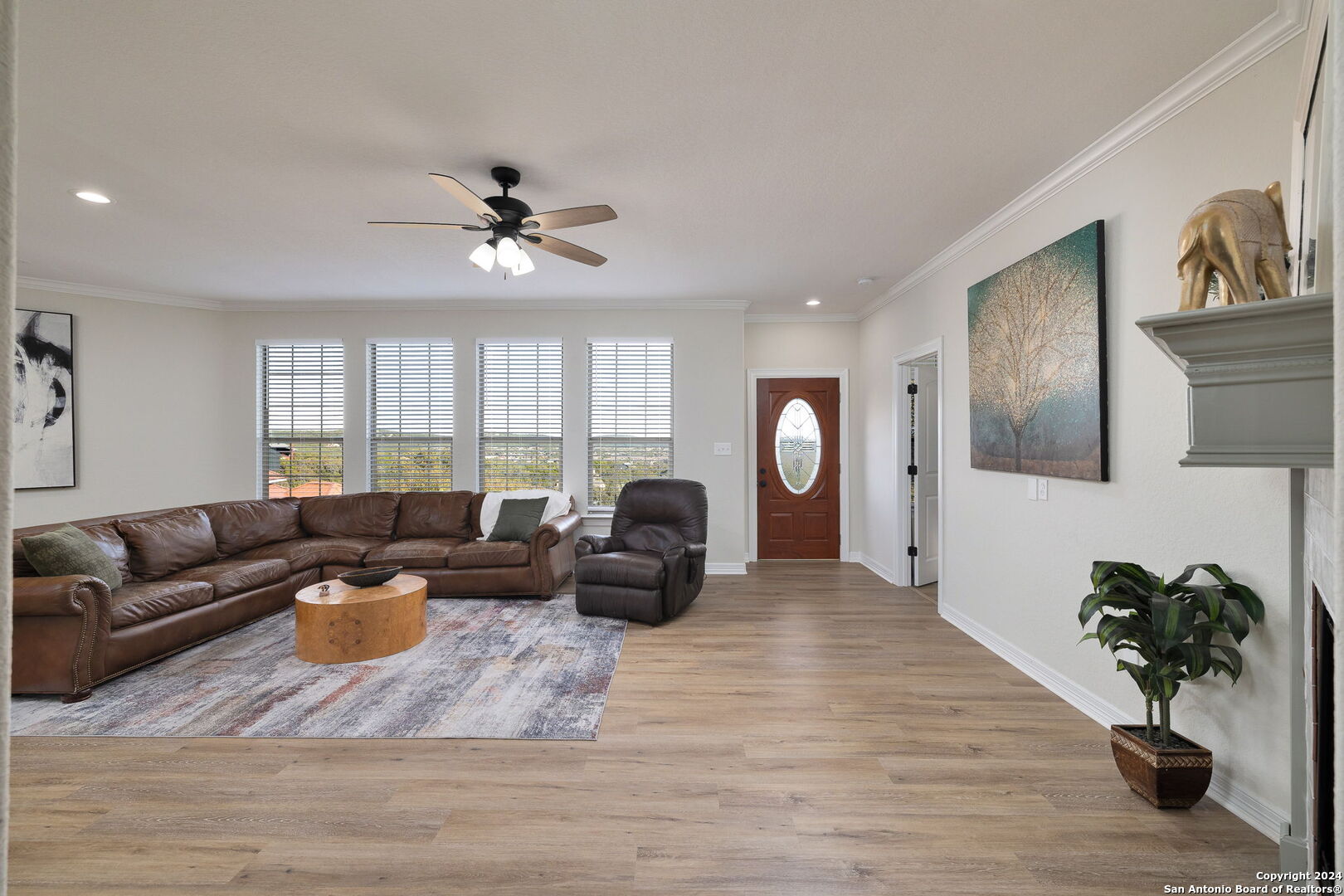11229 Cave Creek Helotes TX 78023