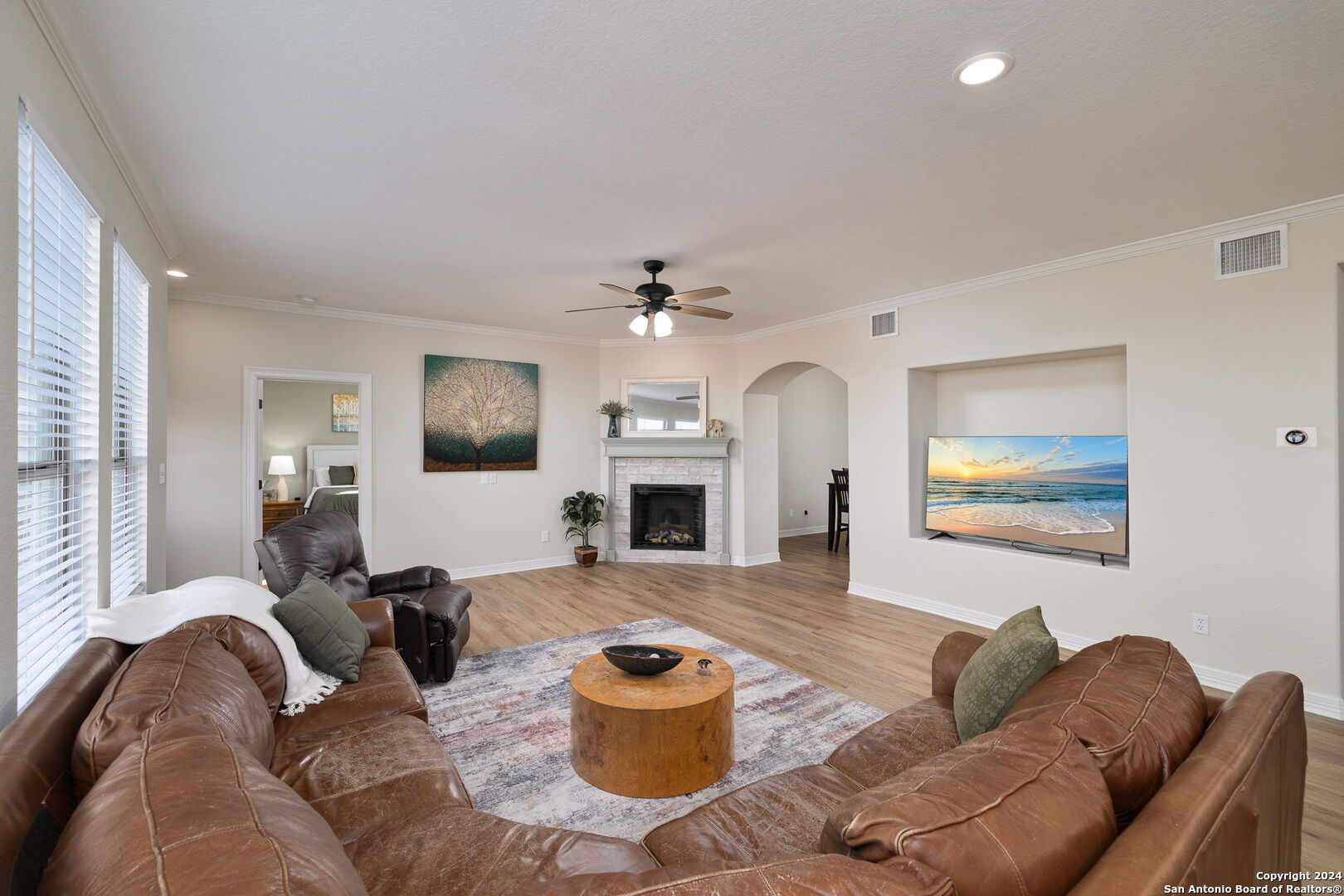11229 Cave Creek Helotes TX 78023