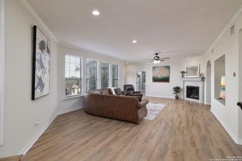 11229 Cave Creek Helotes TX 78023