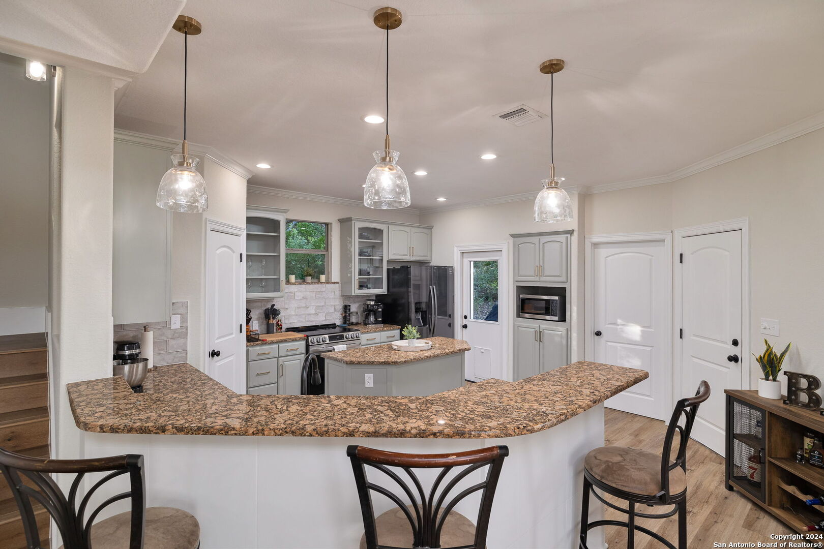 11229 Cave Creek Helotes TX 78023