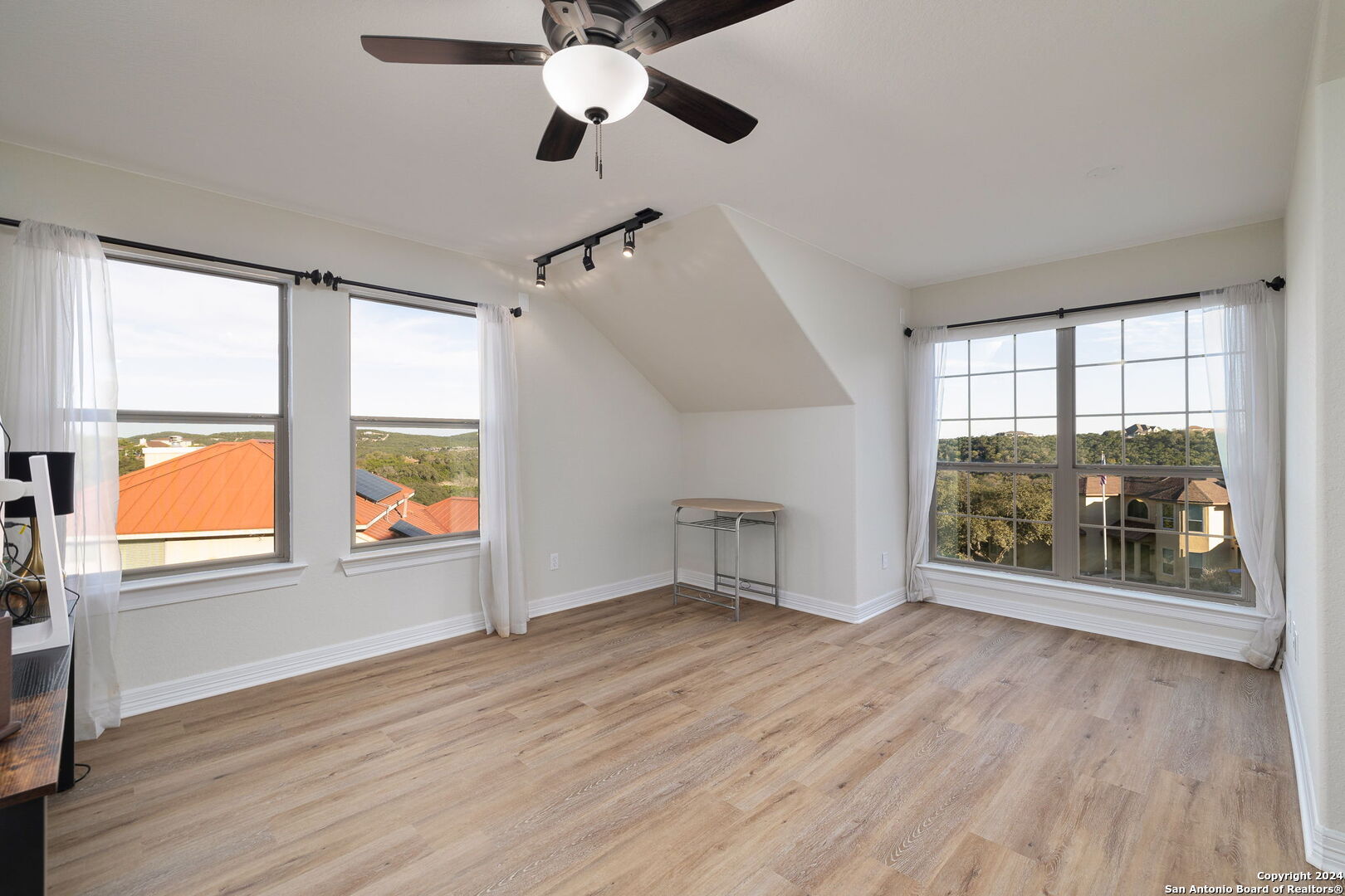 11229 Cave Creek Helotes TX 78023