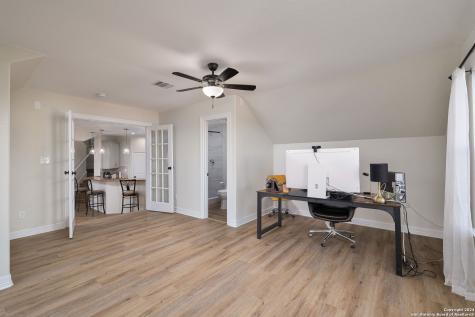 11229 Cave Creek Helotes TX 78023