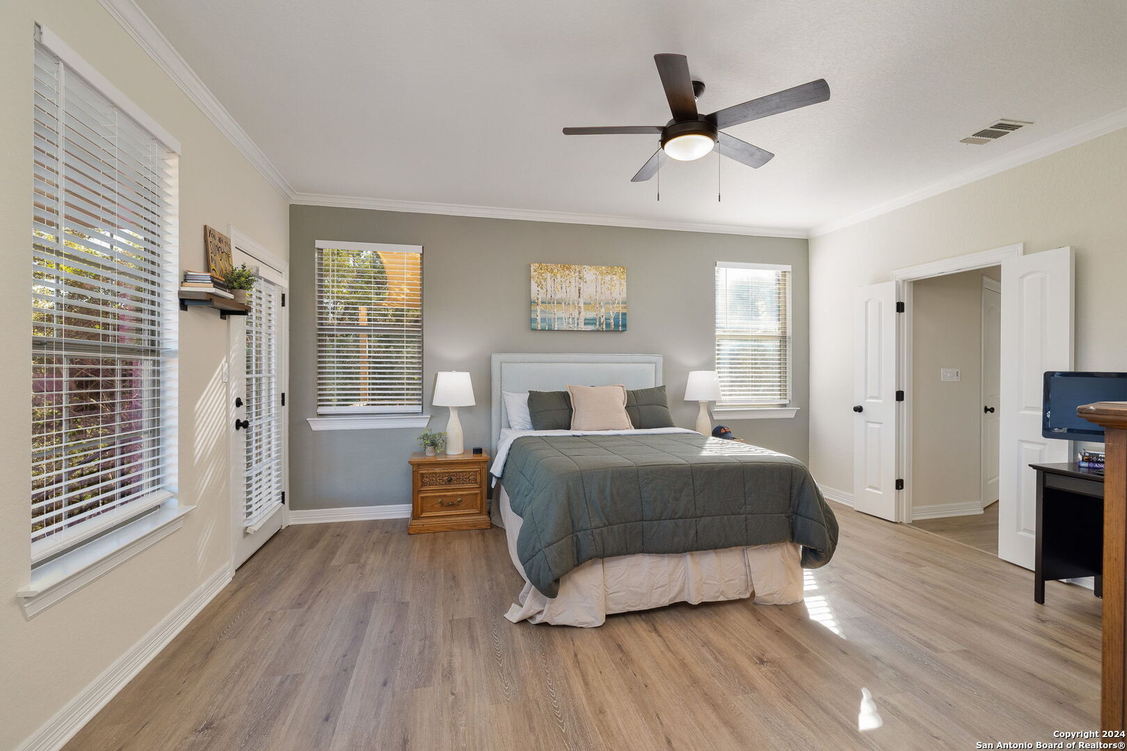 11229 Cave Creek Helotes TX 78023