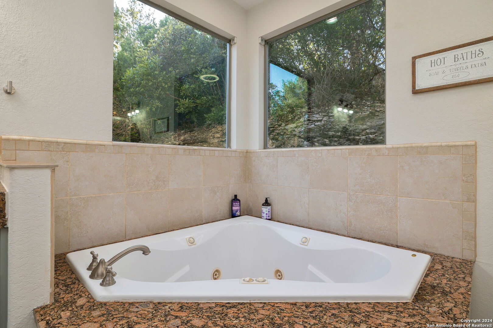 11229 Cave Creek Helotes TX 78023