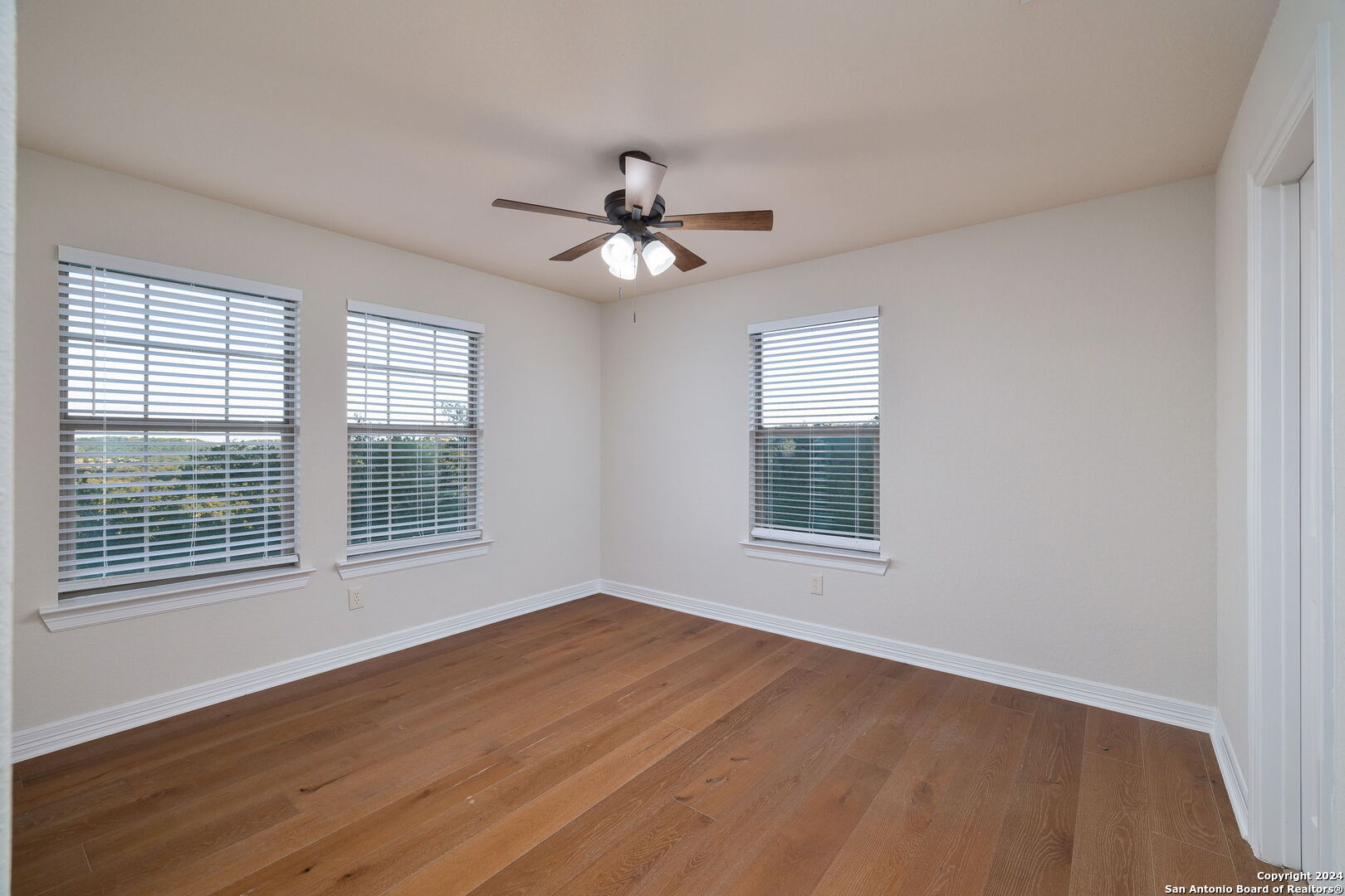11229 Cave Creek Helotes TX 78023