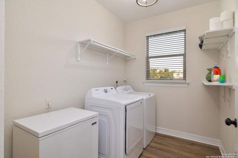 11229 Cave Creek Helotes TX 78023
