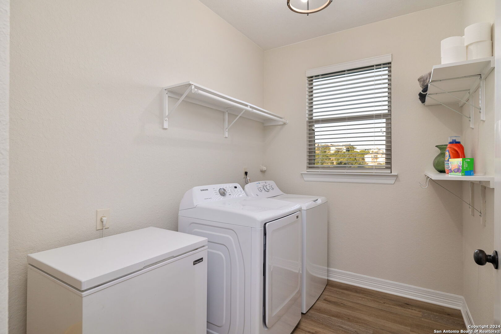 11229 Cave Creek Helotes TX 78023