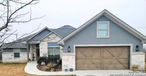 154 Mulhouse Circle Castroville TX 78009