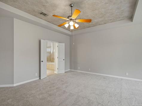 9406 Potters Point Helotes TX 78023