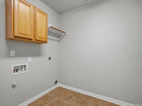 9406 Potters Point Helotes TX 78023